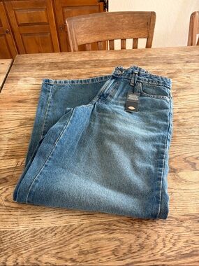 Dickies women’s jeans.